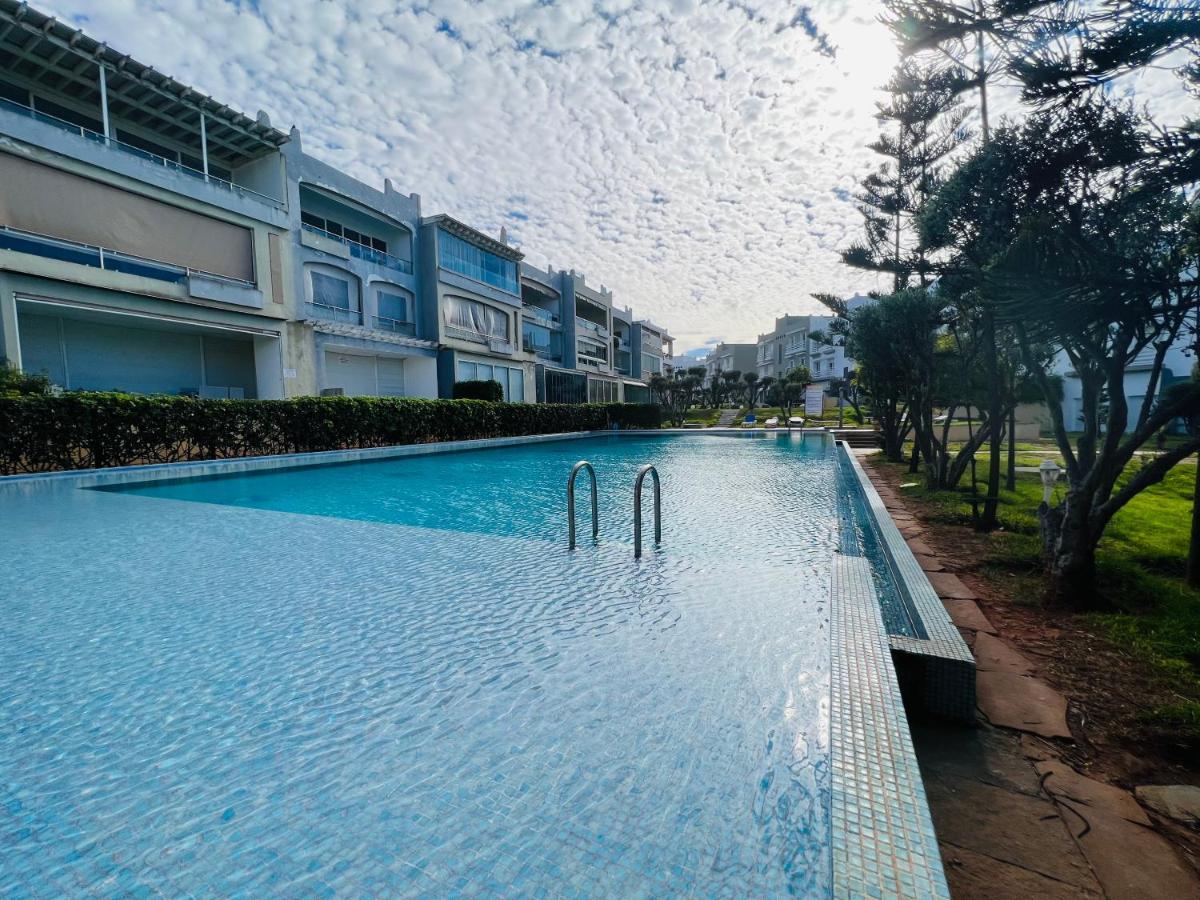 Apartamento Melrose Beαch Aρραrt Pοοl Vieω Casa Blanca Exterior foto